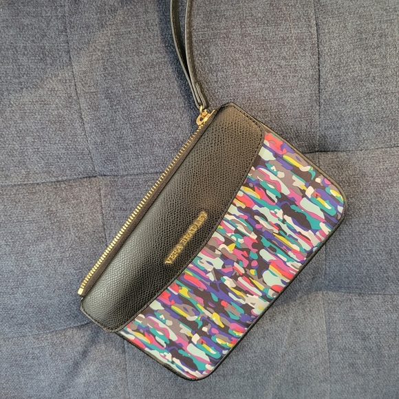 Vera Bradley envelope wristlet in black leather and watercolor brushstrokes - Picture 4 of 4